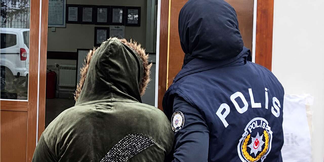 kadin-hirsiz-yahsihan’dan-kacti!-kalecik’te-polis-yakaladi!