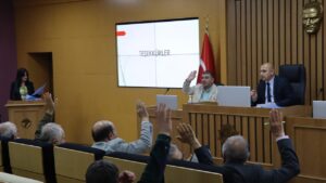 Belediye Meclisinde Gündem Yoğundu