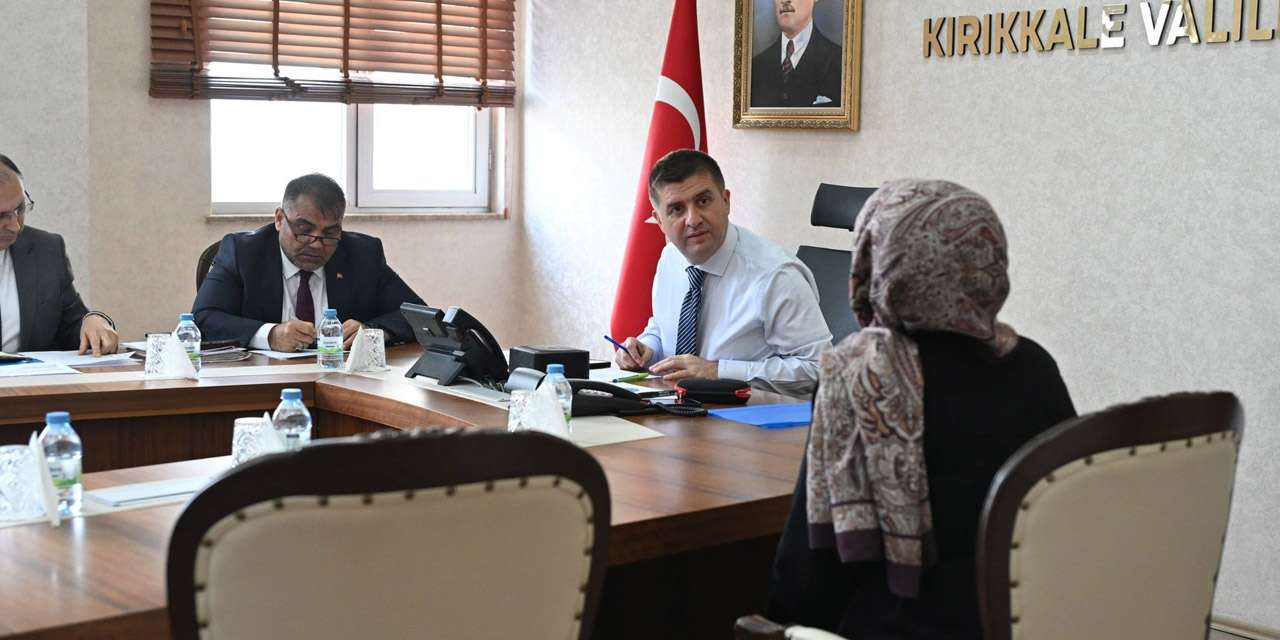 kirikkale-valiliginde-hareketli-dakikalar:-10’larca-talep-tek-tek-incelendi!