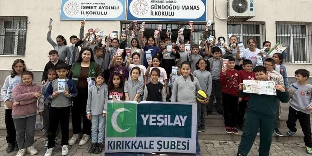 ogrencilerle-“benim-kulubum-yesilay”-etkinligi