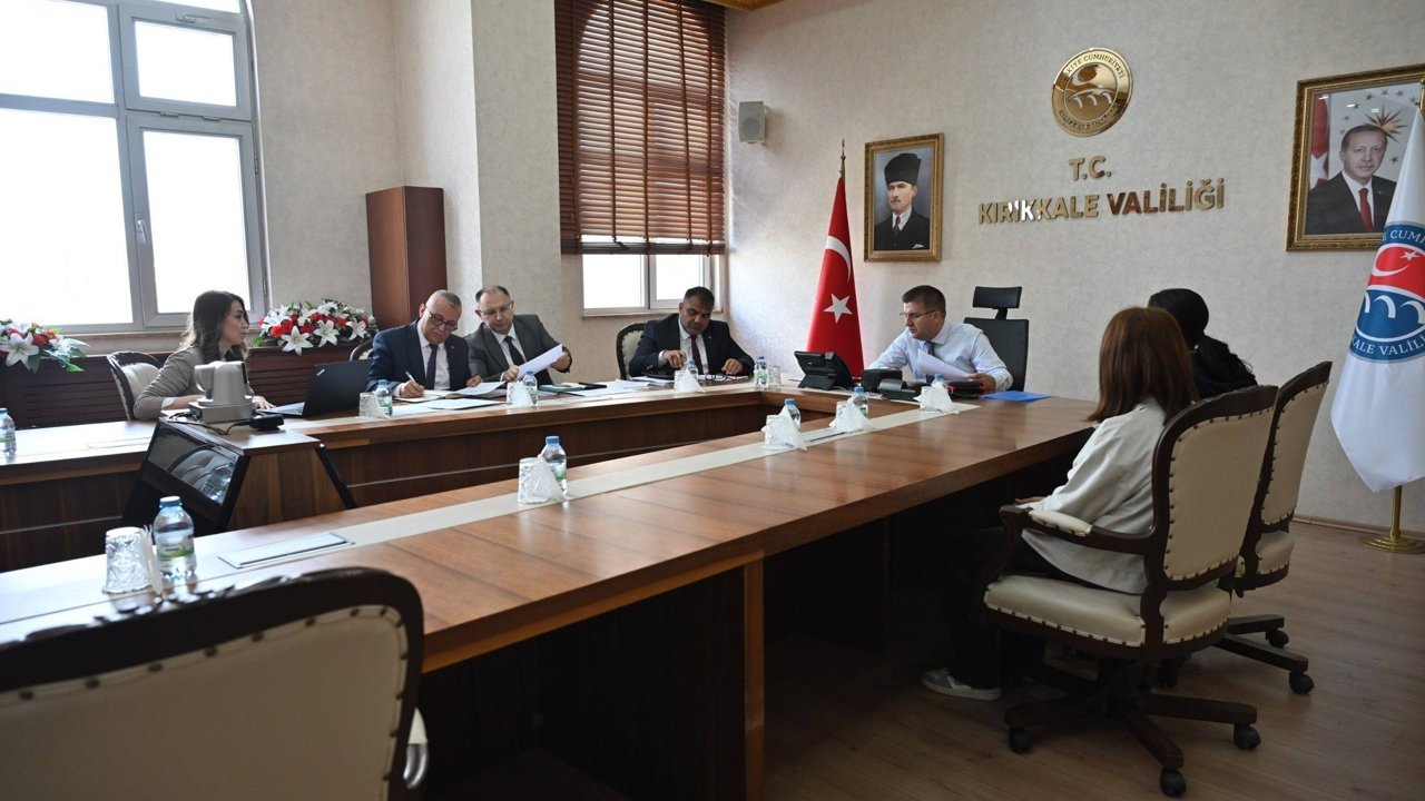 vali-sariibrahim-vatandaslarin-taleplerini-dinledi