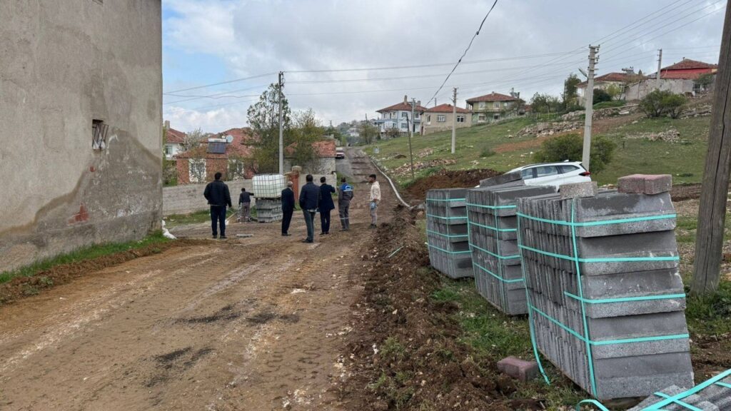 keskin’de-75-bin-metrekarelik-kilit-parke-calismasi-basladi