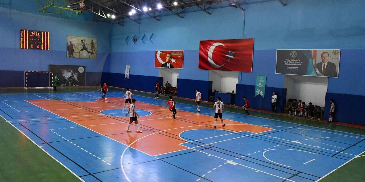 futsal-heyecani-devam-ediyor