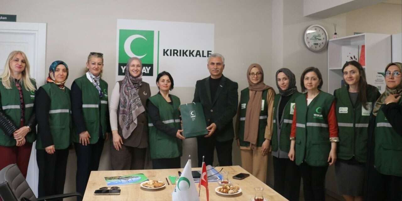 polis-eslerinden-bagimlilikla-ortak-mucadele