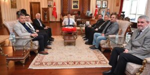 Kırıkkale Valiliği’nde yoğun ziyaret trafiği: Vali Sarıibrahim misafirlerini ağırladı