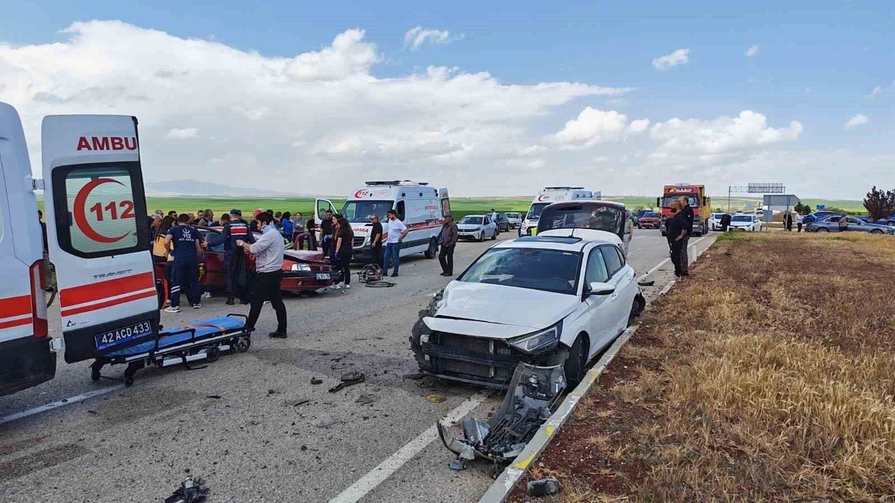 konya’da-2-otomobil-carpisti:-5-yarali