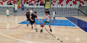 U12 basketbol heyecanı sona erdi