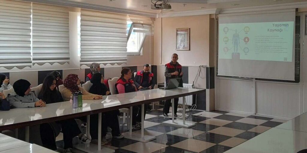 bilincli-tarim-ve-gida-bilinci-ogrencilere-asilaniyor