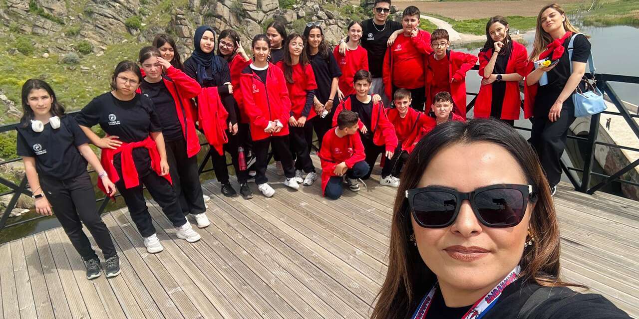 biz-bir-takimiz-projesiyle-kesif-dolu-gezi