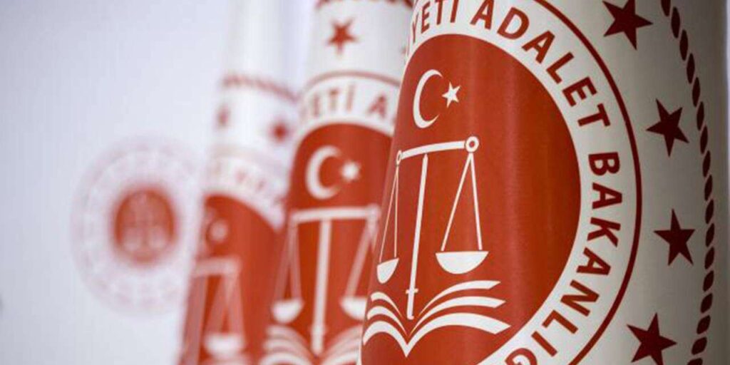 adalet-bakanligi-15-bin-personel-alacak:-iste-kadro-dagilimi