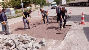 Kırıkkale Belediyesi Yol Bakım Çalışmalarını Sürdürüyor