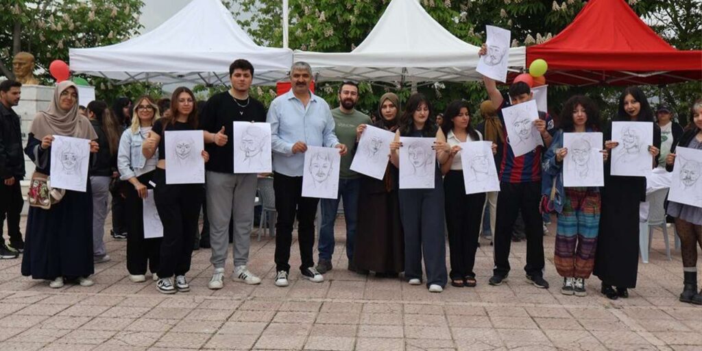 universitede-sanat,-tasarim-ve-uretim-bulustu