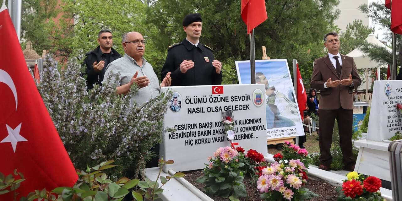sehit-astsubay-cavus-ferdican-altunkas-dualarla-anildi