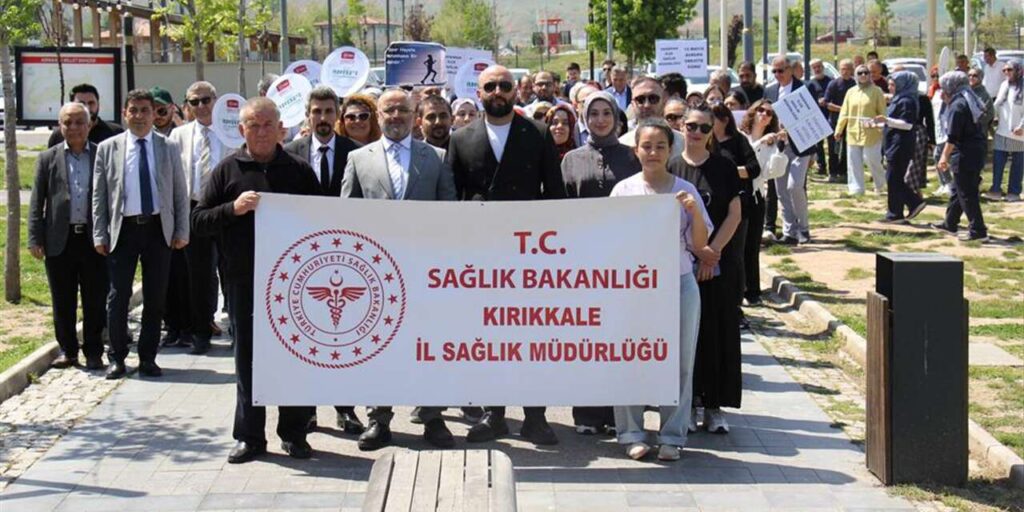 saglik-icin-hareket-ettiler,-hep-birlikte-yuruduler