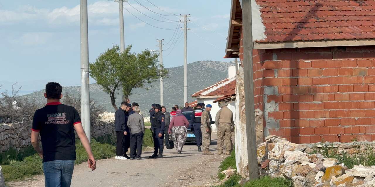 akrabalar-arasinda-arazi-kavgasi-kanli-bitti-1-olu,-2-yarali