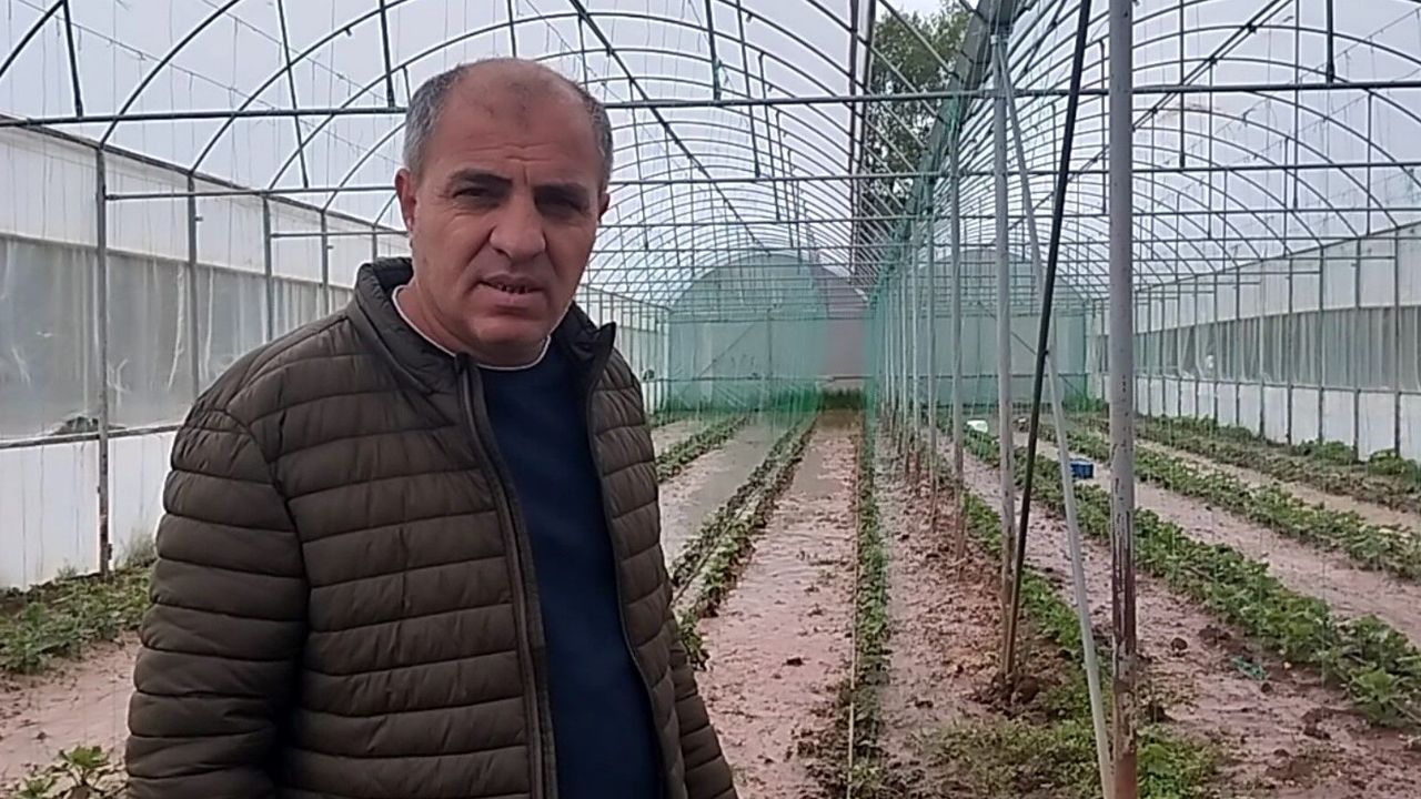dere-tasti:-sera-ve-bahceler-sular-altinda-kaldi