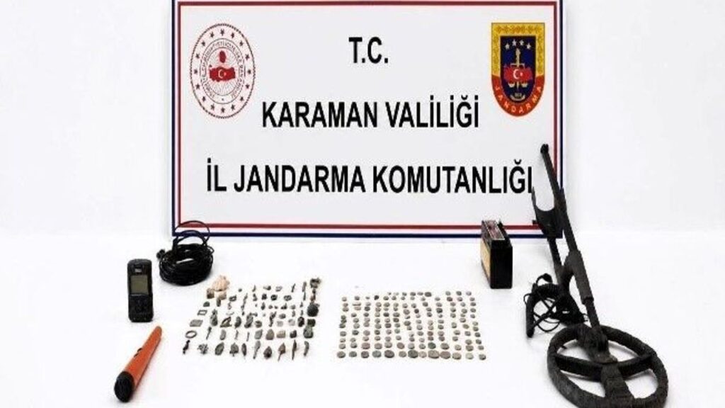 tarihi-eser-ele-gecirildi:-12-tutuklama