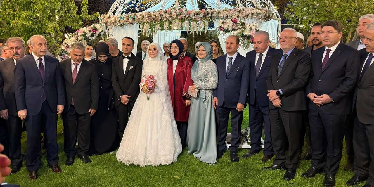 ankara’da-1-gecelik-dev-zirve:-eski-bakan-yardimcisi-ramazan-can-kizini-evlendirdi!