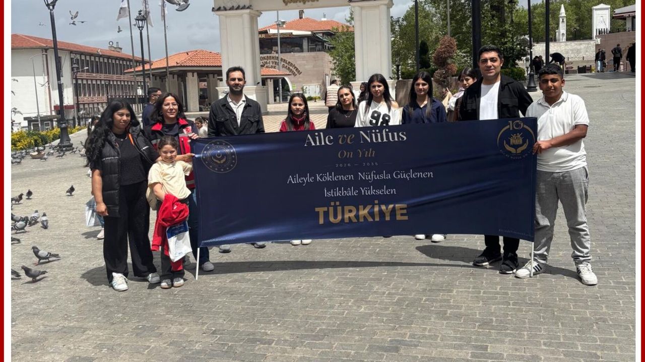 gencler-cumhuriyet-tarihini-yerinde-gordu