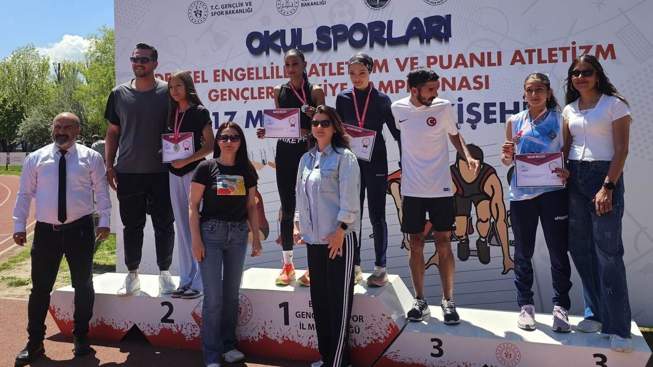 kirikkale’ye-atletizmde-cifte-altin