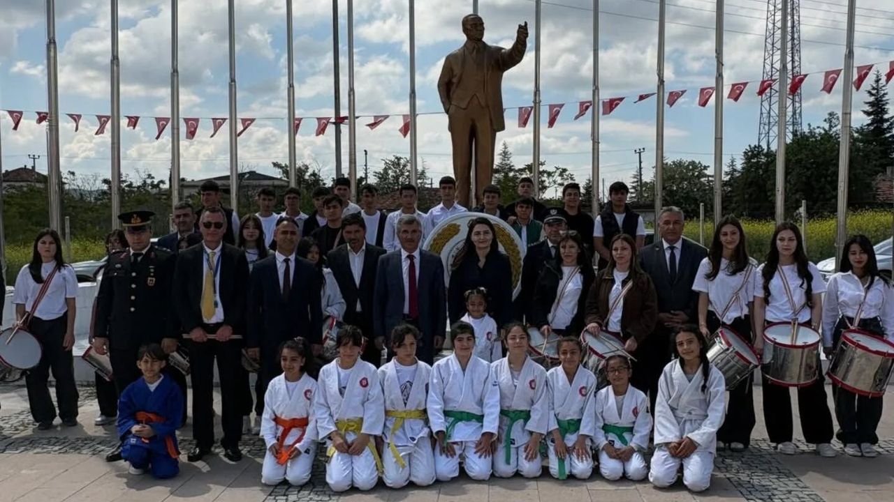 bahsili’da-19-mayis-coskusu-yasandi