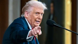 Trump: İran Saldırısını Erteledim