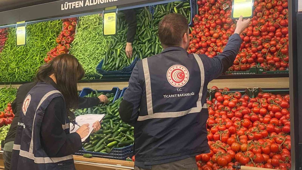 ticaret-bakanligi’ndan-bayram-oncesi-marketlerde-fiyat-ve-etiket-denetimi