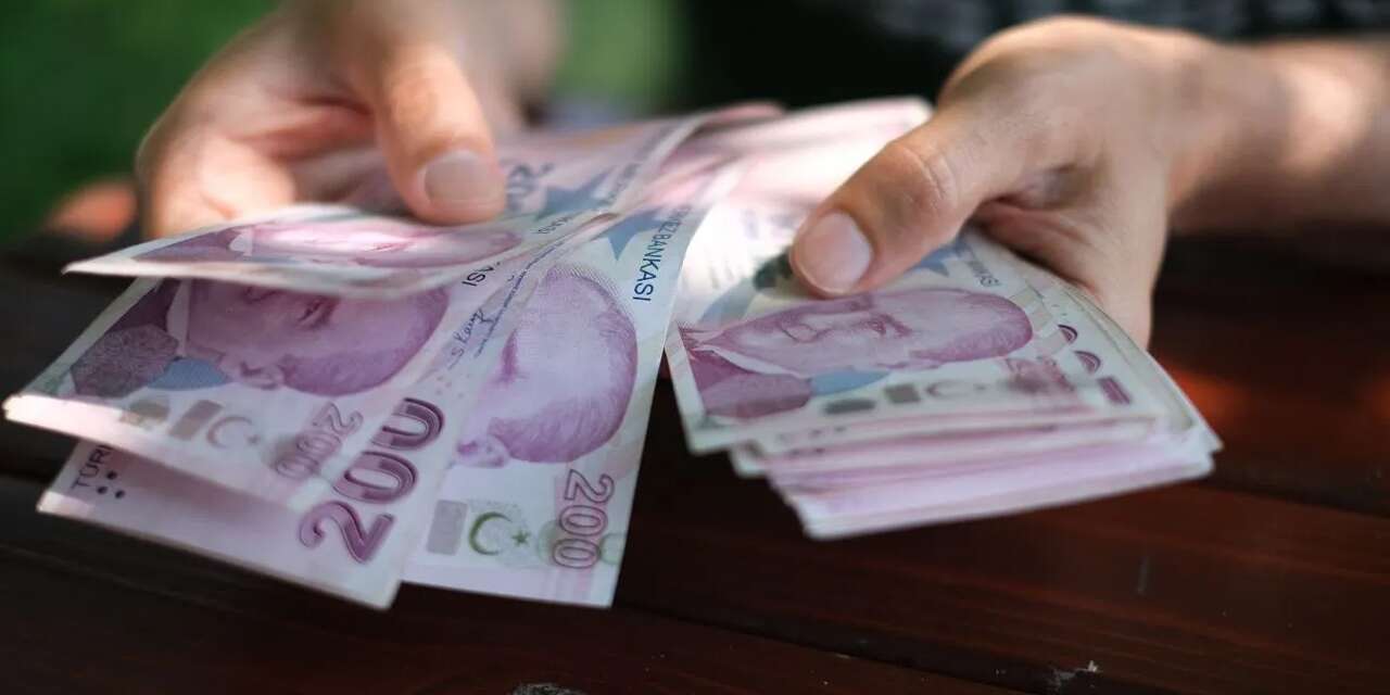 calisanlarin-gozu-temmuz-ayina-cevrildi:-asgari-ucret-artacak-mi?
