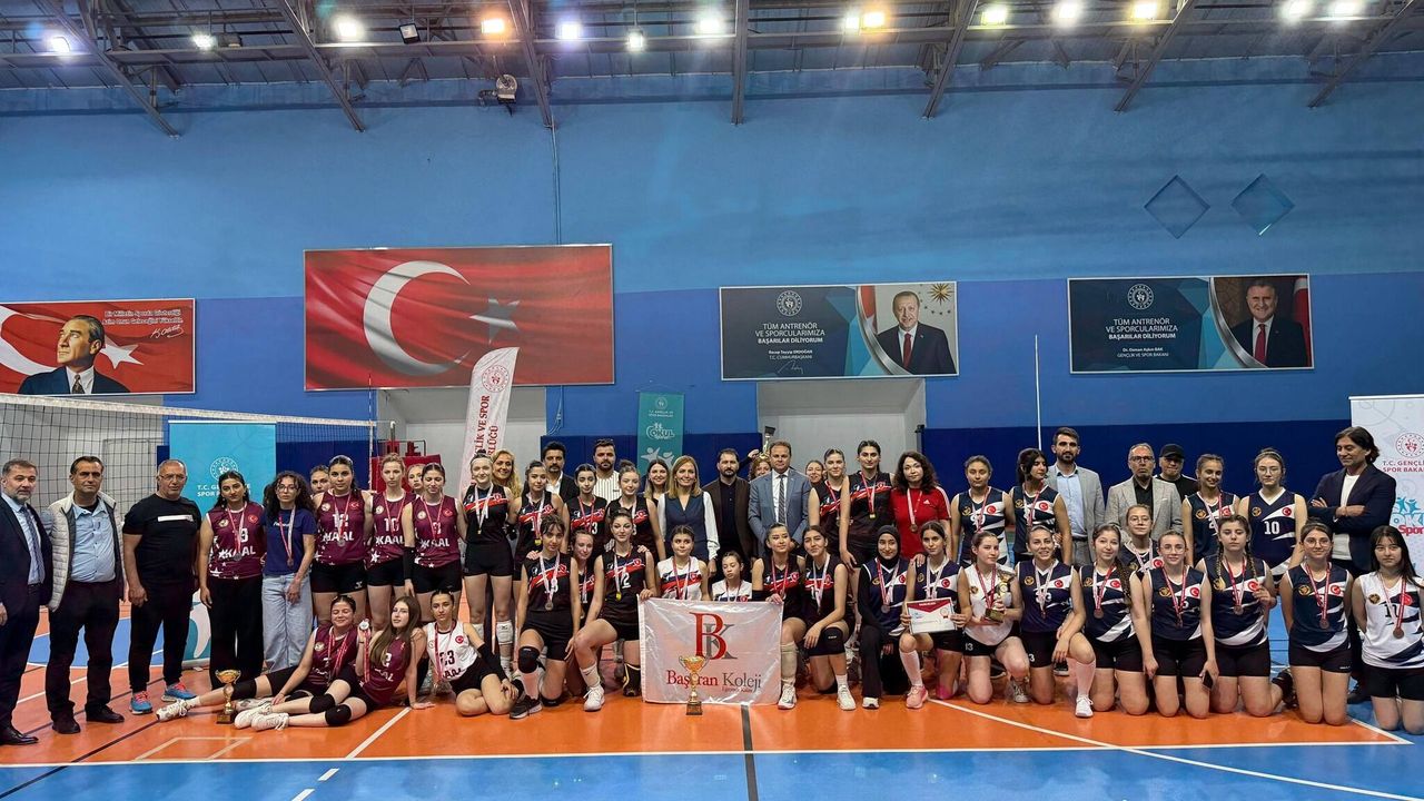 kirikkale’de-voleybol-heyecani-sona-erdi