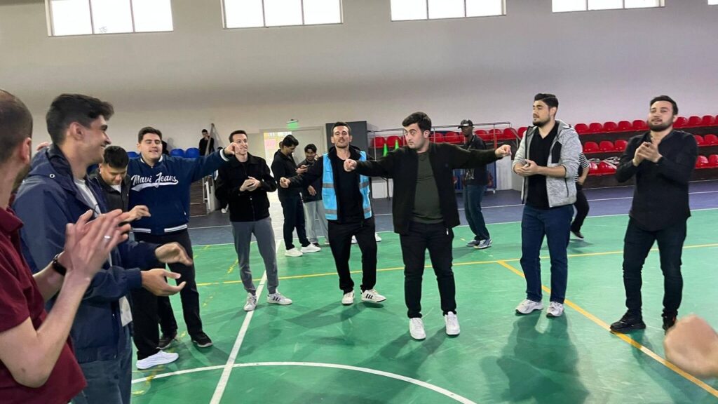 kirikkale’de-gencler-doyasiya-eglendi