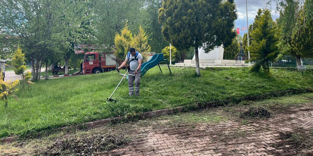 sulakyurt’ta-mezarlarda-bayram-temizligi
