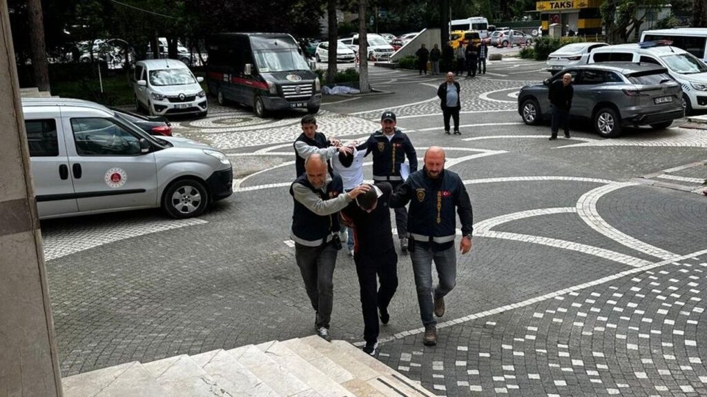 aksehir-polisi-14-bin-kullanimlik-bonzai-ele-gecirdi