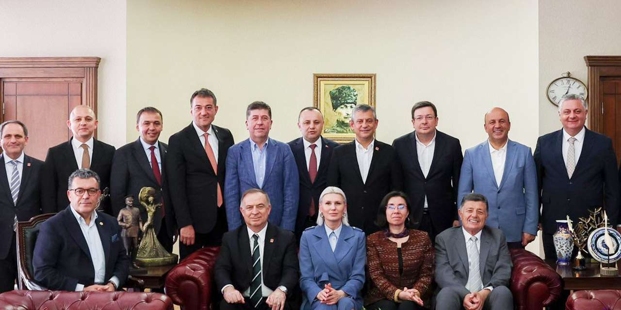 ahmet-onal-ankara’ya-cikarma-yapti:-ozgur-ozel’e-tam-destek!