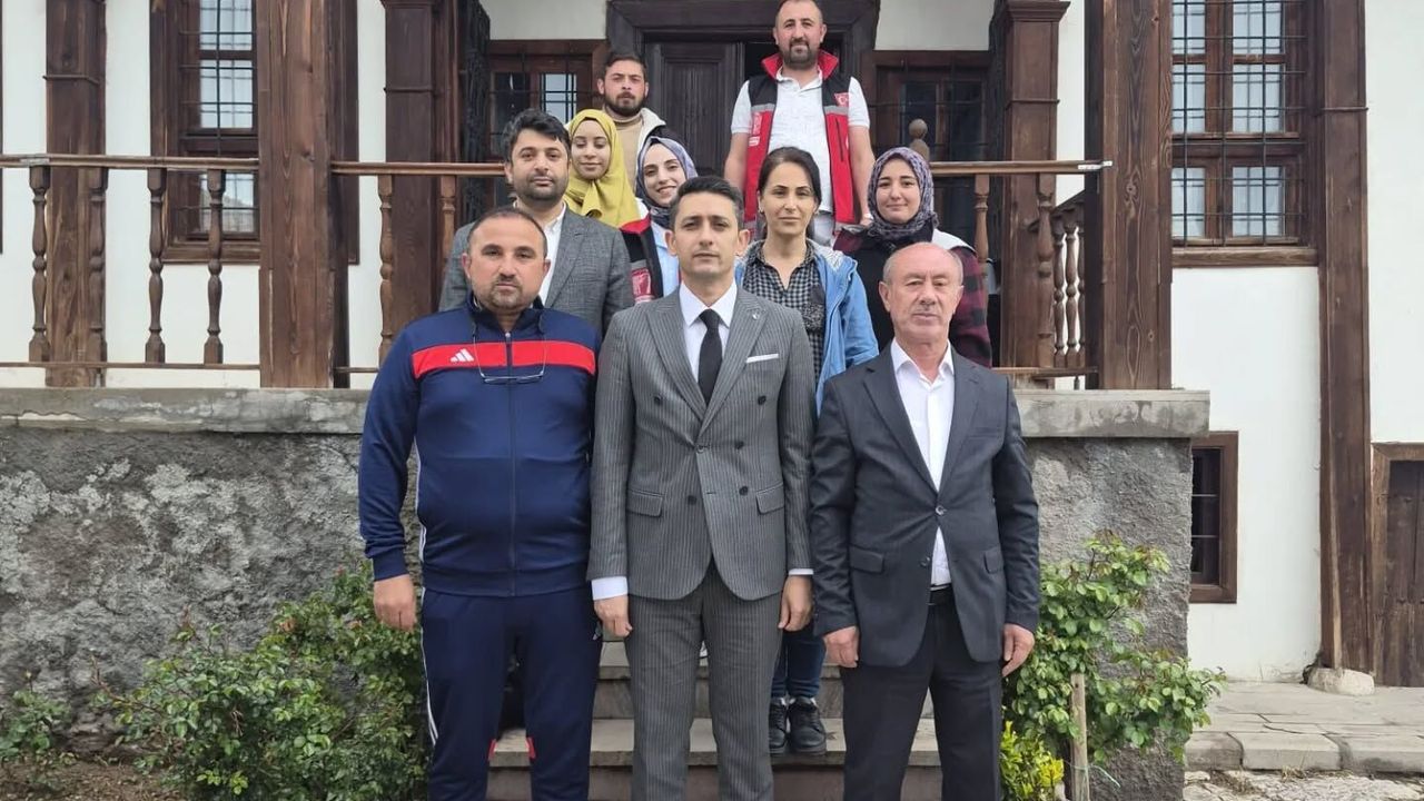 keskin’de-kurumlarda-bayram-coskusu