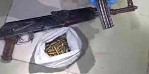 Kırıkkale’de çatıya gizlenen çuvaldan Kalaşnikof çıktı