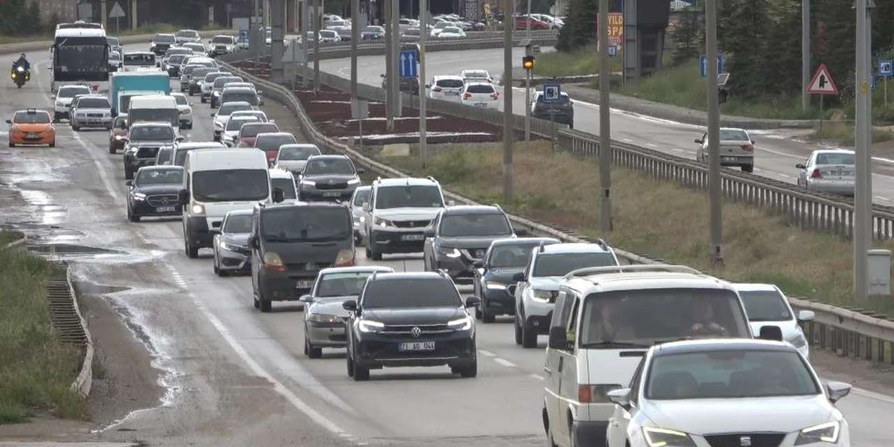 bazi-noktalarda-adim-adim-ilerliyor:-kirikkale-yol-durumu-alarmi