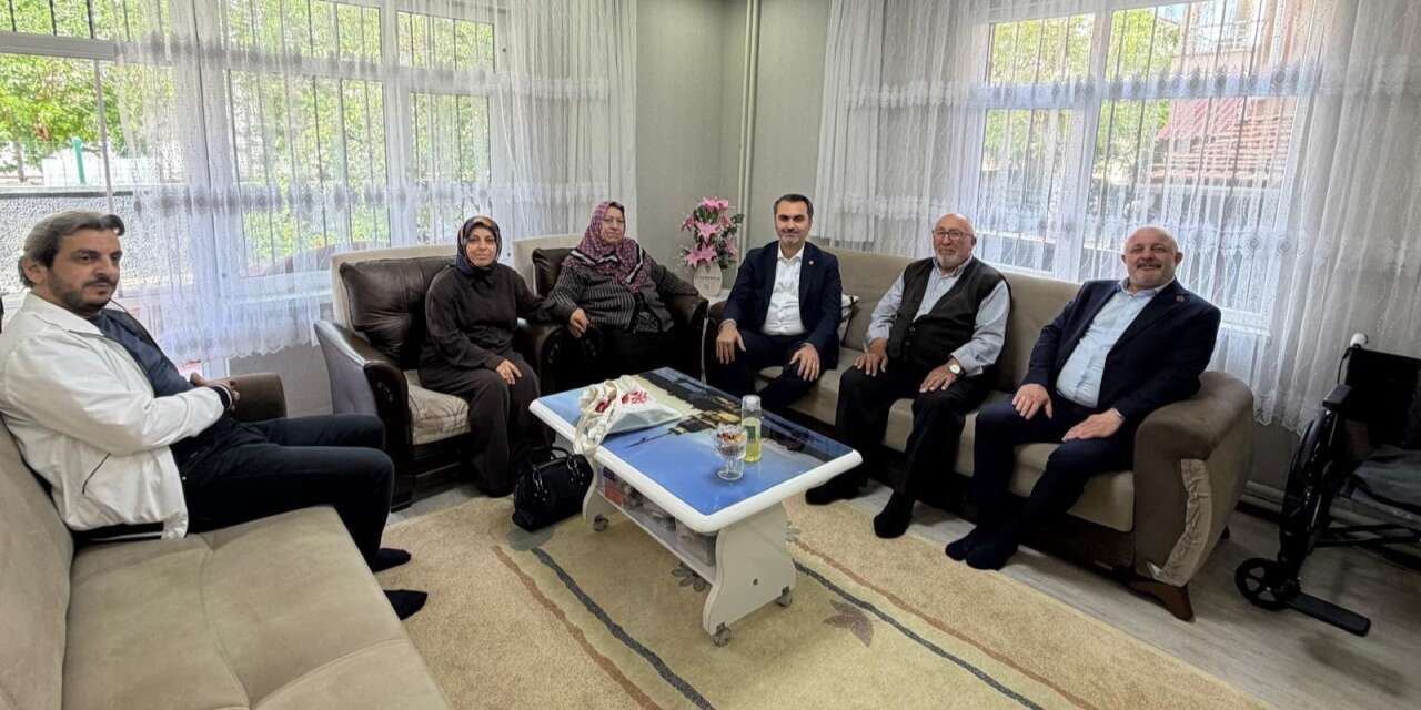 milletvekili-kaplan’dan-sehit-ailesine-bayram-ziyareti