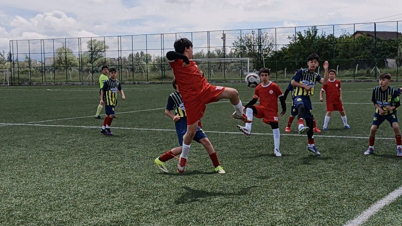 minik-sporcular-bahsili’da-sahaya-cikti