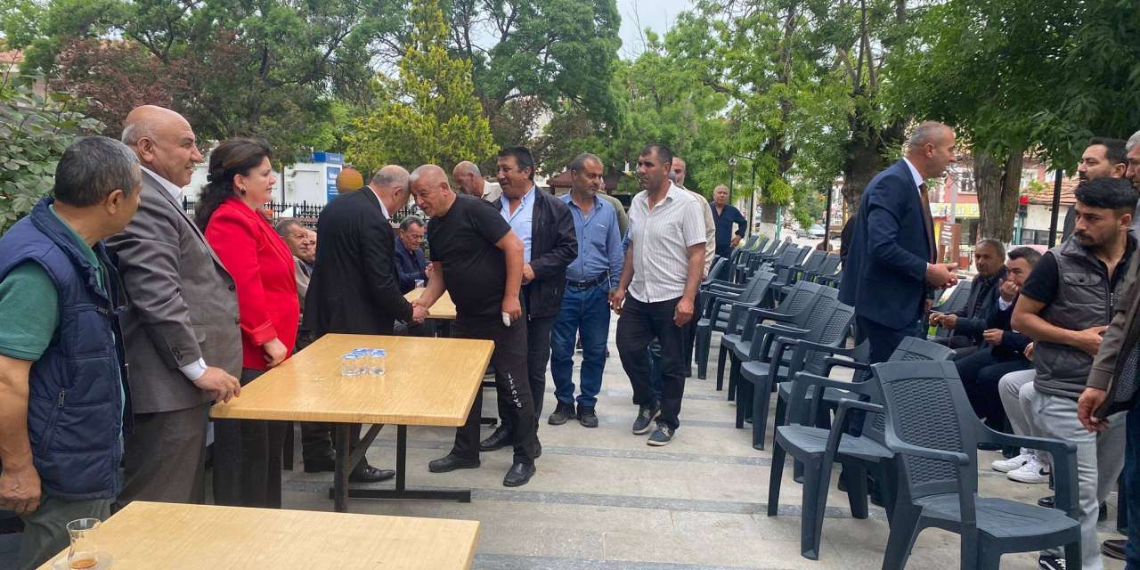 keskin’de-kurban-bayrami-coskusu:-baskan-ekmel-conger-vatandaslarla-bayramlasti