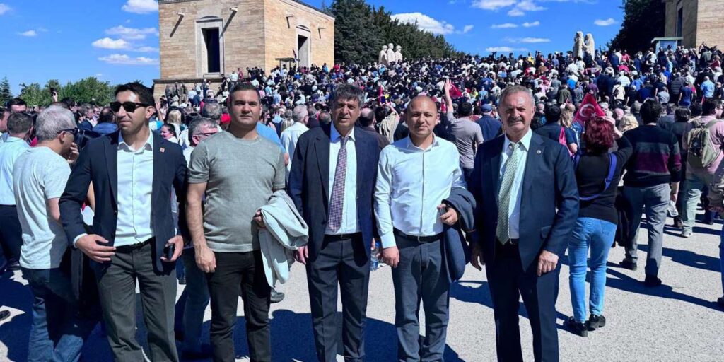 81-ilden-gelenler-ayni-meydanda:-kirikkale-belediye-baskani-onal-ankara’daki-buyuk-bulusmaya-katildi