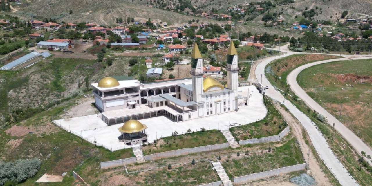 hac-ve-umre-gorevlileri-kirikkale’de-kampa-giriyor:-avrupa’dan-150-misafir-gelecek