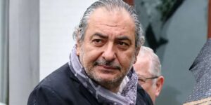 Ünlü sunucu Reha Muhtar hayatını kaybetti