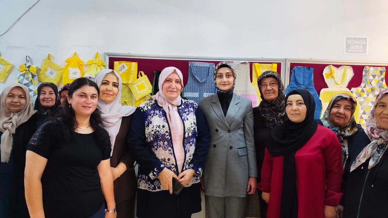 kursiyerlerden-el-emegi-sergisi