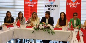 Bahçeşehir Koleji Başarı Grafiğini Yükseltiyor
