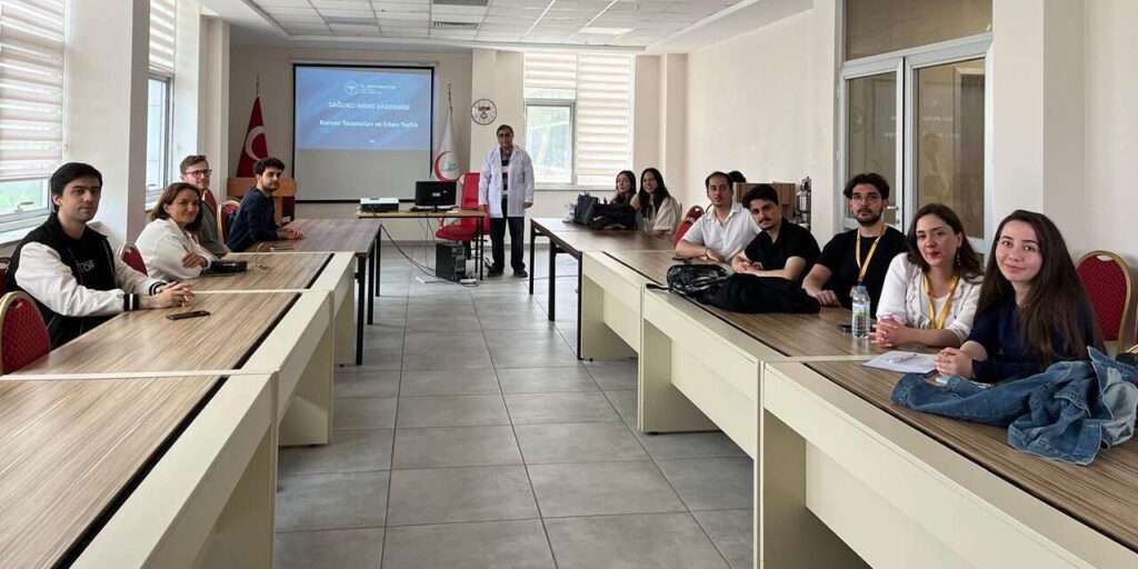 tip-fakultesi-ogrencilerine-saglikli-yasam-egitimi