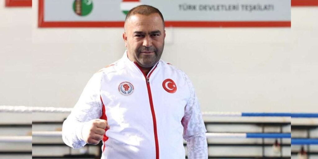 kirikkaleli-antrenor-serdar-bozer,-gencler-boks-milli-takimi-basantrenoru-oldu!