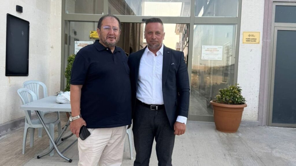 genc-hocalar-kulliyede-egitim-aliyor
