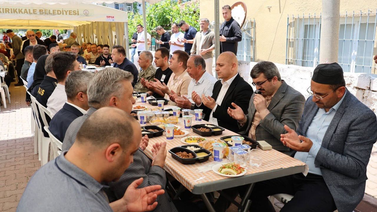 sehit-astsubay-icin-duygu-dolu-program