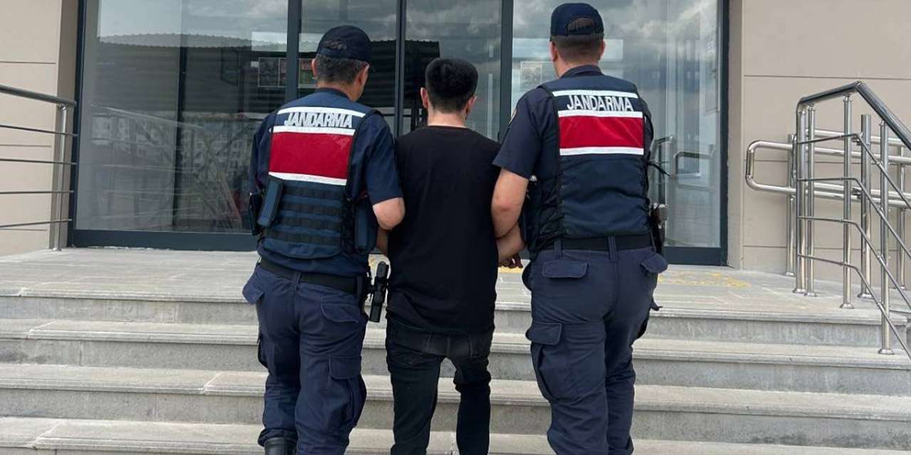 kirikkale’de-zehir-tacirlerine-darbe:-aracta-yakalanan-supheli-tutuklandi