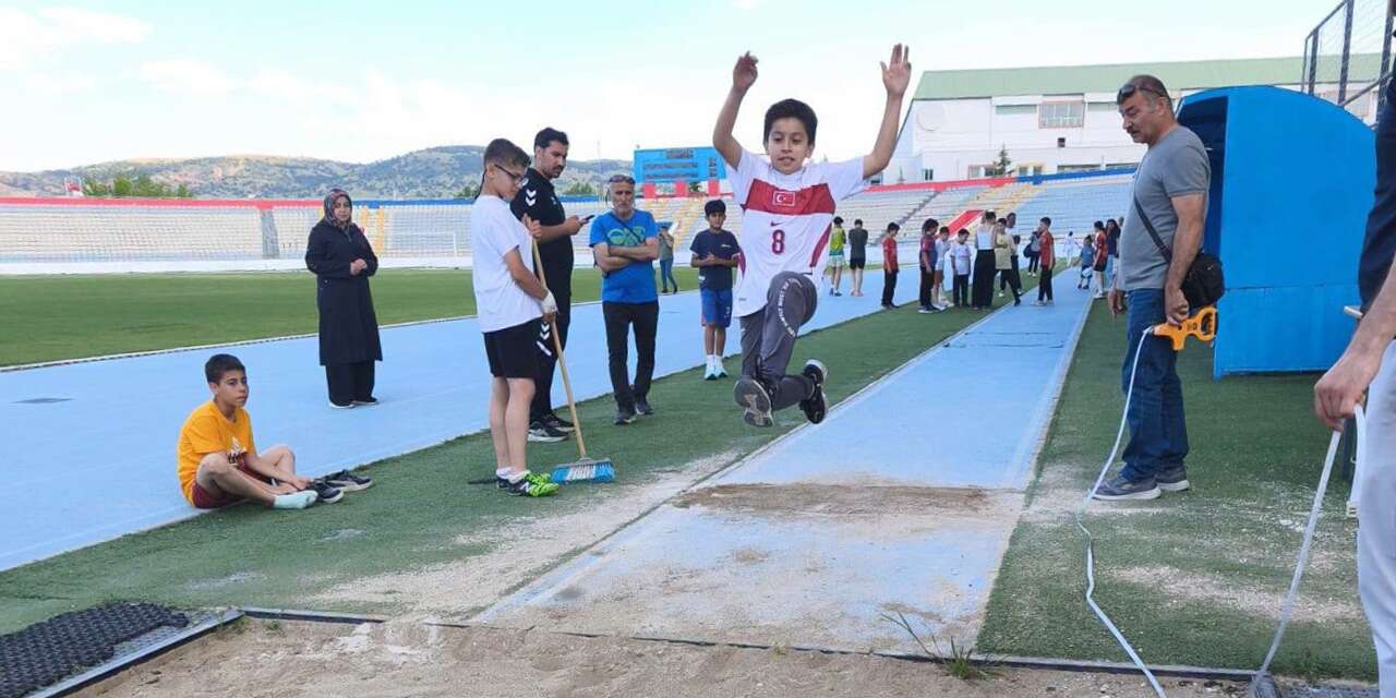 gelecegin-yildizlari-yetenekleriyle-yaristi